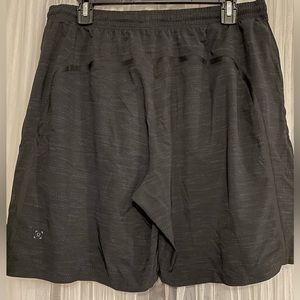 Men’s  Lululemon Pacebreaker shorts 9” unlined